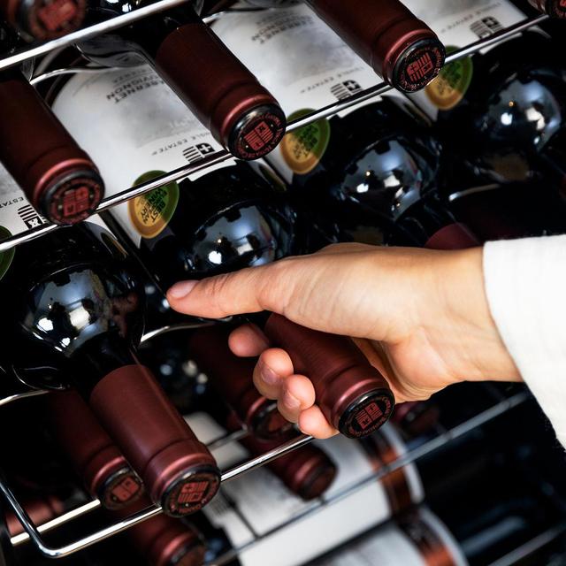 Bolero GrandSommelier 2050 Black Compressor Cantinetta 24 bottiglie con compressore controllo touch