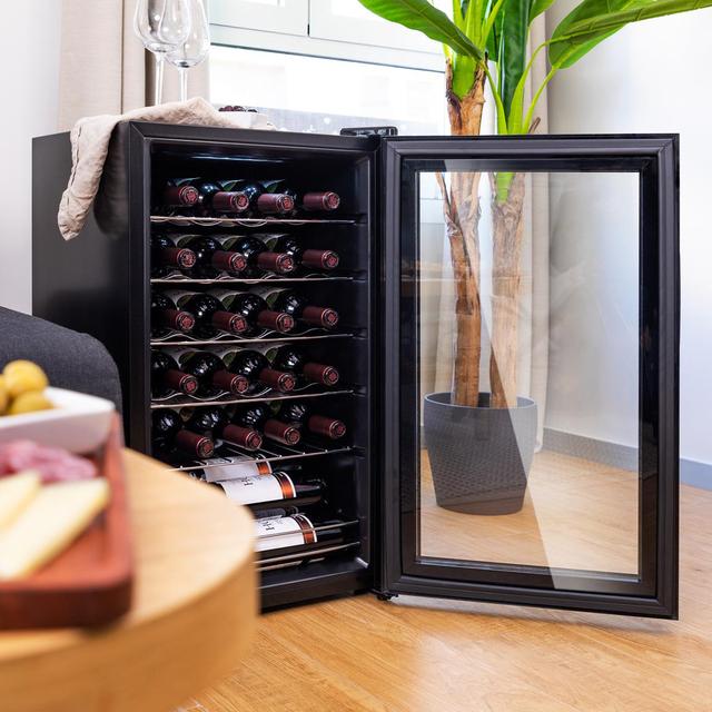 Bolero GrandSommelier 2050 Black Compressor Cantinetta 24 bottiglie con compressore controllo touch