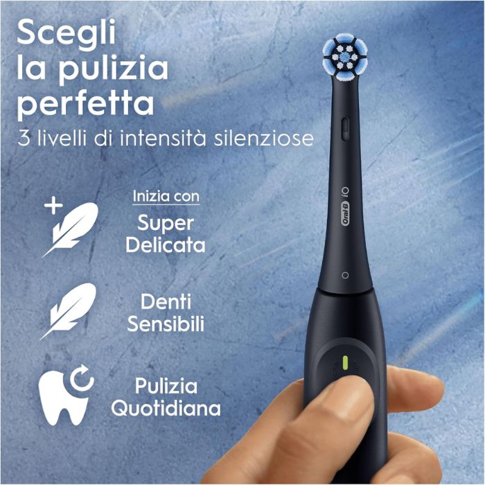 Oral-B iO 2 Spazzolino Elettrico Nero 1 Testina Di Ricambio 1 Spazzolino