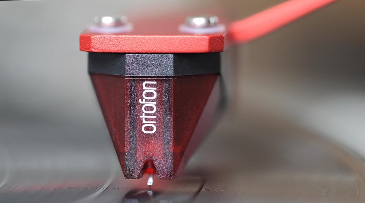 Ortofon 2M Red - testina a magnete mobile con stilo ellittico - suono aperto e dinamico | rosso/nero