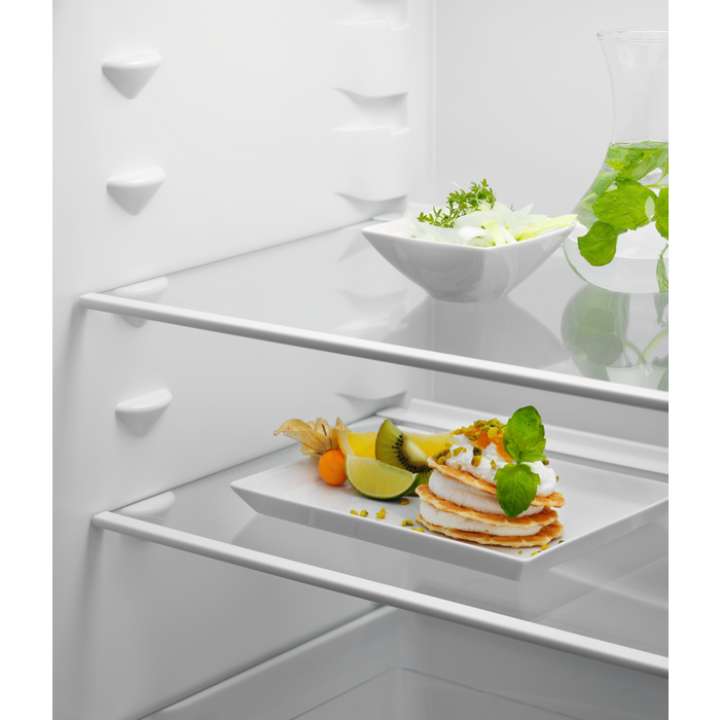 Electrolux LRB3AE12S frigorifero Da incasso 208 L E