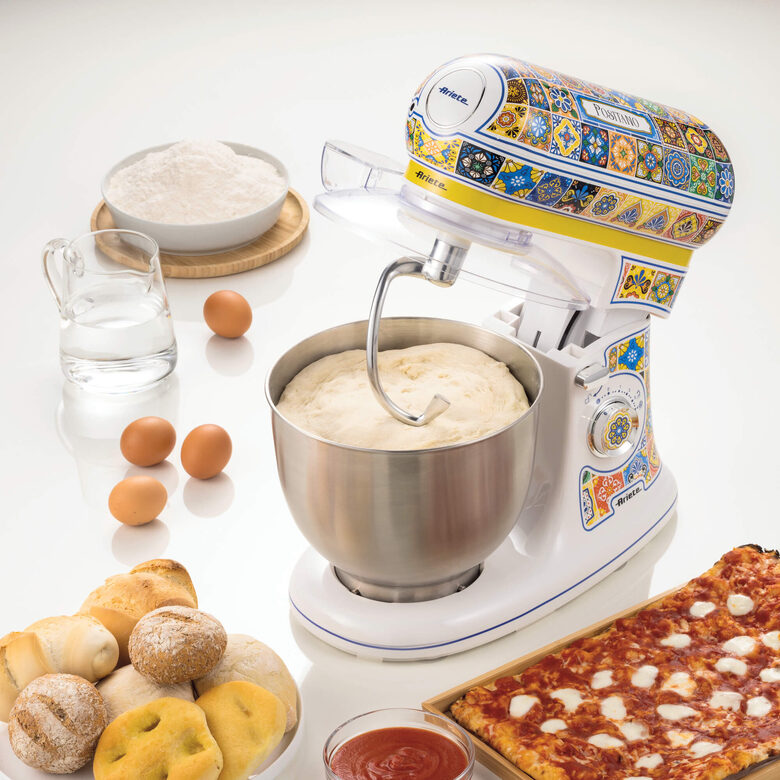 Ariete 1588 Positano, impastatrice planetaria, 7 velocità, 2400 Watt, 5,5 litri, Tazza Acciaio Inox