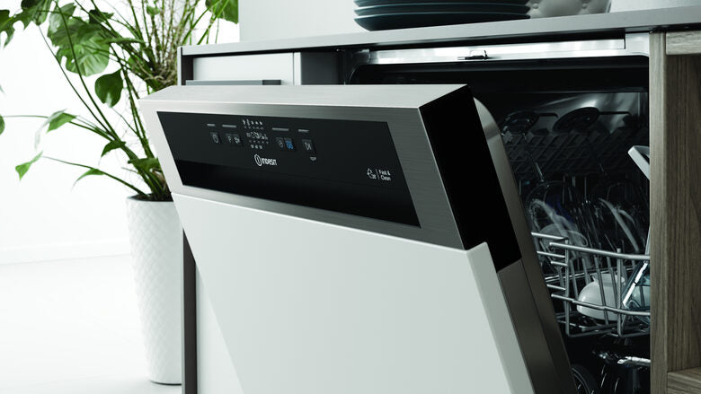 Indesit I3B L634 B Lavastoviglie a Incasso Scomparsa Parziale 14 coperti D