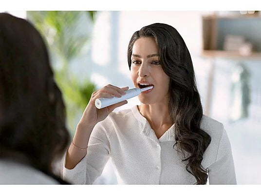 Philips 3100 series Sonicare Spazzolino Elettrico Sonico Bianco, con custodia da viaggio HX3673/13