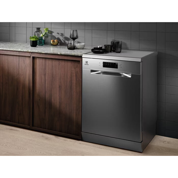 Electrolux ESM48310SX Lavastoviglie  Libera installazione 14 coperti D