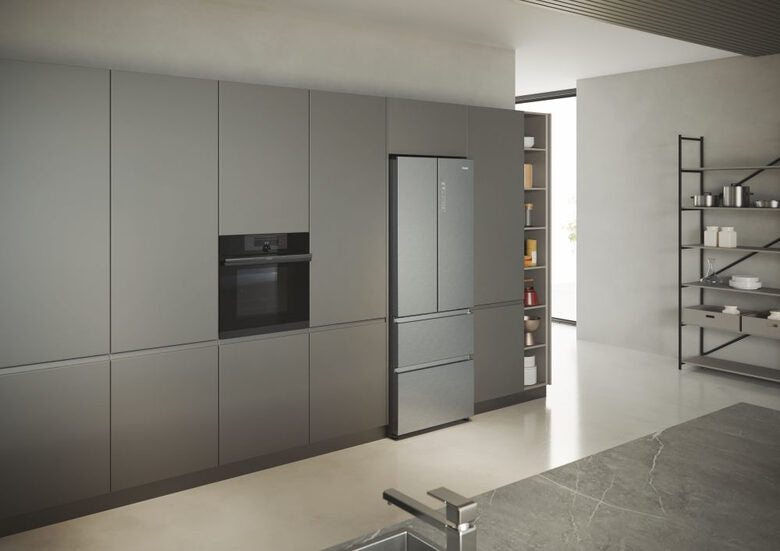 Haier FD 70 Serie 5 HFR5719ENMG frigorifero side-by-side Libera installazione 446 L E Argento