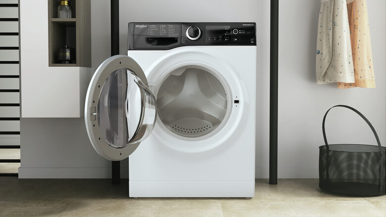 Whirlpool WSB 622 S IT lavatrice Caricamento frontale 6 kg 1200 Giri/min E Bianco