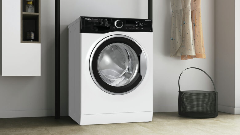 Whirlpool WSB 622 S IT lavatrice Caricamento frontale 6 kg 1200 Giri/min E Bianco