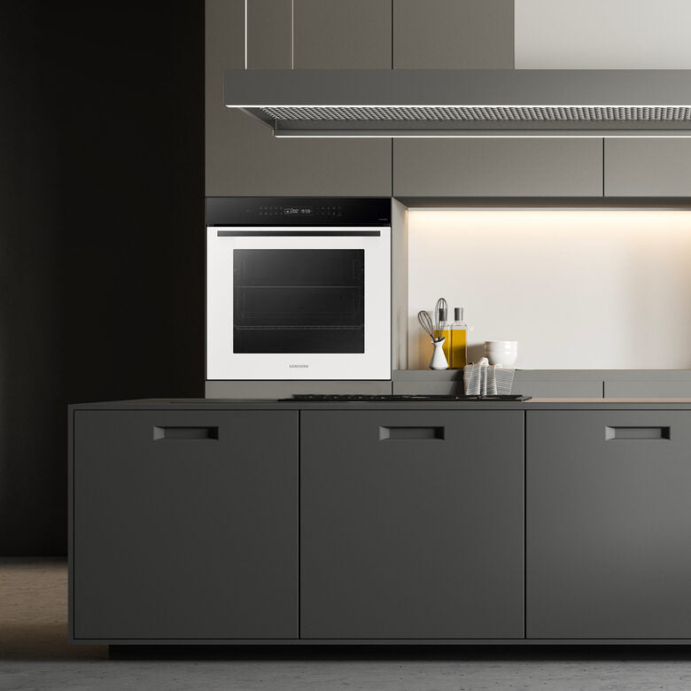 Samsung NV7B4040VBW/U5 Forno a Incasso 76 L 2950 W A+ Bianco