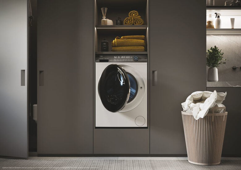 Haier I-Pro Series 7 Plus HW120-B14IGI1-IT lavatrice Caricamento frontale 12 kg 1400 Giri/min A Bianco