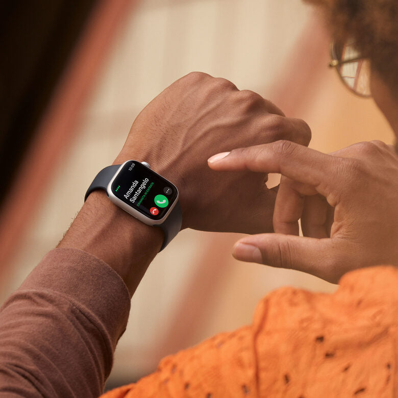Apple Watch Series 8 GPS + Cellular 41mm Cassa in Alluminio color Galassia con Cinturino Sport Band Galassia - Regular