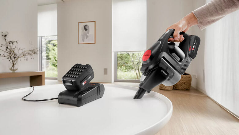Bosch Serie 8 BCS82PWR25 aspirapolvere senza filo Nero, Rosso Senza sacchetto