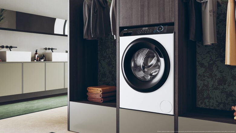 Haier I-Pro Series 3 HW90-B14939S8 lavatrice Caricamento frontale 9 kg 1400 Giri/min A Bianco