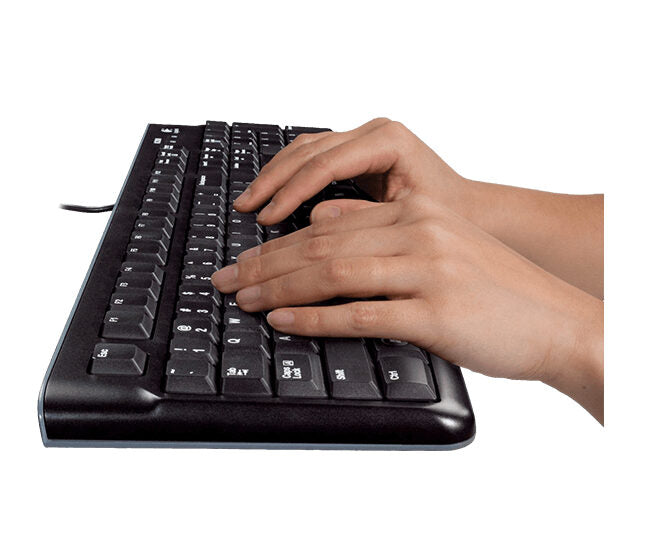 Logitech MK220 tastiera RF Wireless QWERTY Italiano Nero
