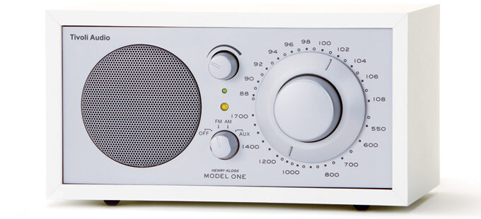 Tivoli Audio Model One Portatile Analogico Argento, Bianco