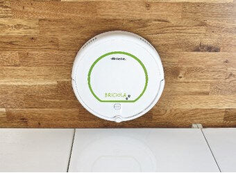Ariete Briciola Aspirapolvere Robot 0,5 L Senza sacchetto Verde, Bianco