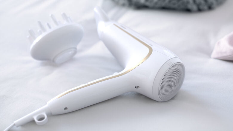 Philips ThermoProtect Ionic Asciugacapelli Ionic Care 2200 W