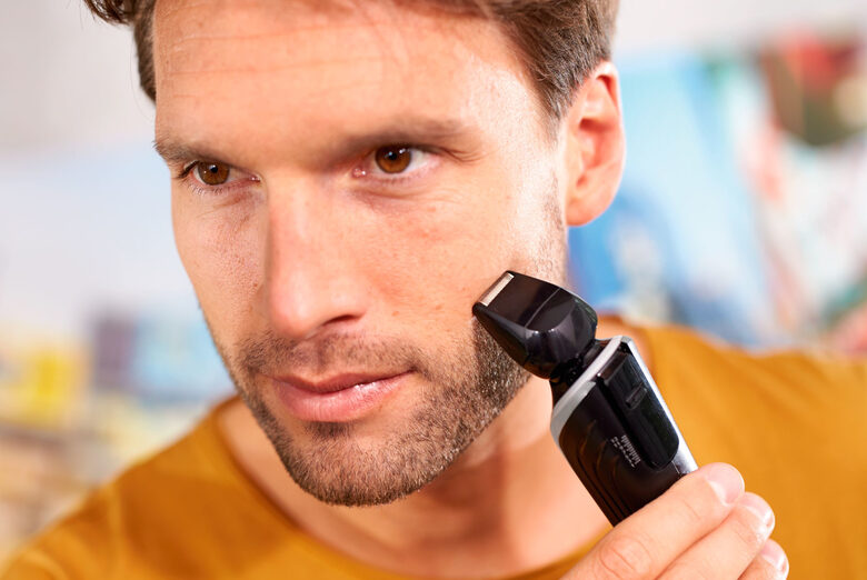 Philips MULTIGROOM Series 7000 Kit multifunzione impermeabile VISO, CORPO, CAPELLI QG3380/16