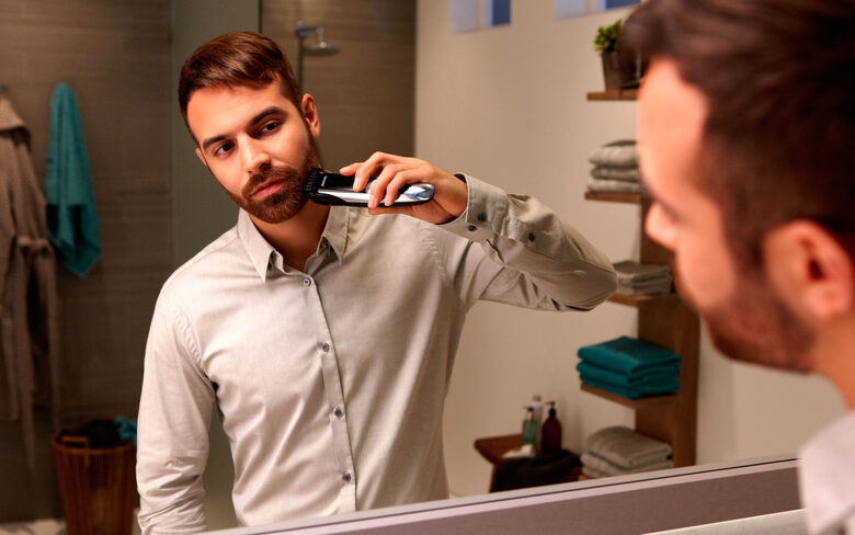 Philips BEARDTRIMMER Series 9000 regolabarba impermeabile BT9290/32