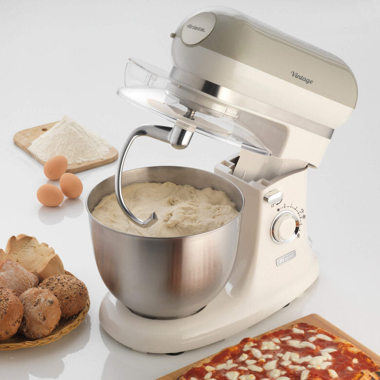 Ariete 1588 Impastatrice Planetaria - Pane, pizza e dolci - 7 Velocità - 3 Fruste - 5,5 Litri - Acciaio Inox - 2400 Watt - Linea Vintage - Beige
