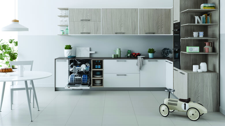 Indesit I3I D534A Lavastoviglie a Incasso Scomparsa totale 14 coperti D