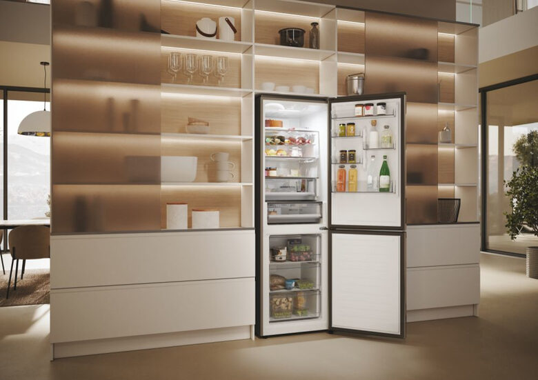 Haier 2D 60 Serie 3 HDPW5618DNPK Libera installazione 352 L D Acciaio inox