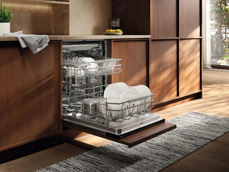 Electrolux Lavastoviglie Incasso 60 Cm - Int. Totale 14 Coperti Classe A-10% 38 Dba MADE IN ITALY E82LX220S