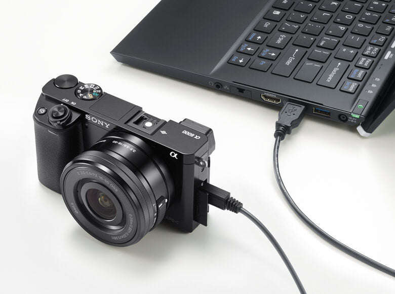Sony Alpha 6000L, fotocamera mirrorless con obiettivo 16-50 mm, attacco E, sensore APS-C, 24.3 MP