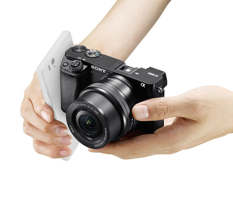 Sony Alpha 6000L, fotocamera mirrorless con obiettivo 16-50 mm, attacco E, sensore APS-C, 24.3 MP
