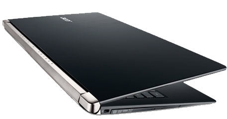 Acer Aspire V Nitro VN7-791G-57MQ Computer portatile 43,9 cm (17.3") Full HD Intel® Core™ i5 di quarta generazione 8 GB DDR3L-SDRAM 1000 GB HDD NVIDIA® GeForce® 840M Windows 8.1 Nero