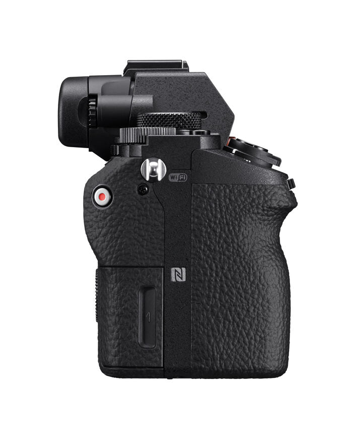Sony Alpha 7 II, fotocamera mirrorless ad attacco E, sensore full-frame, 24.3 MP