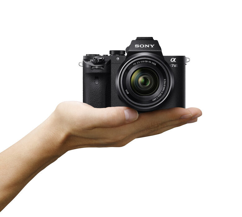 Sony Alpha 7 II, fotocamera mirrorless ad attacco E, sensore full-frame, 24.3 MP
