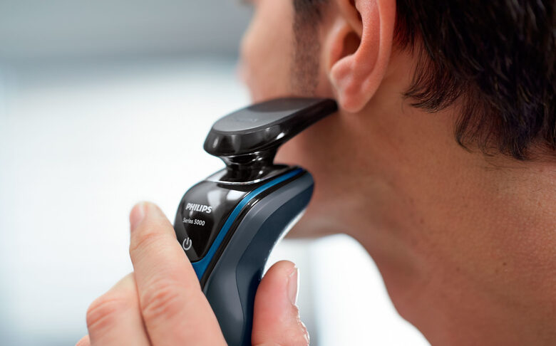 Philips 5000 series Rasoio elettrico per rasatura a secco con sistema MultiPrecision