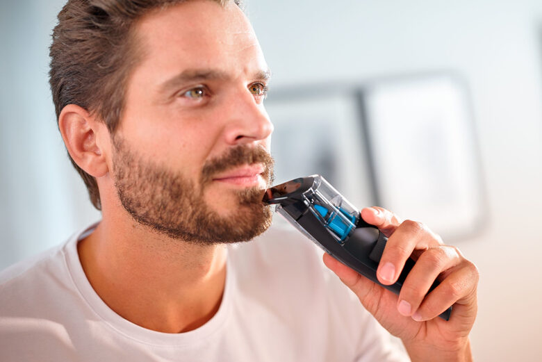 Philips BEARDTRIMMER Series 7000 Regolabarba con sistema aspirante BT7202/16