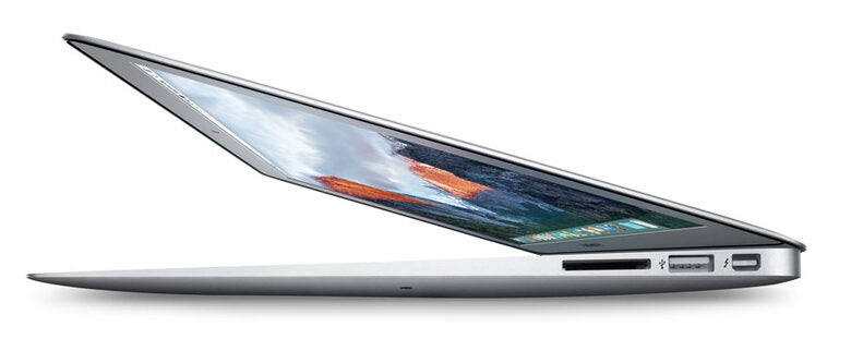 Apple MacBook Air Computer portatile 33,8 cm (13.3") HD Intel® Core™ i5 di quinta generazione 8 GB LPDDR3-SDRAM 128 GB Flash Wi-Fi 5 (802.11ac) Mac OS X 10.11 El Capitan Argento