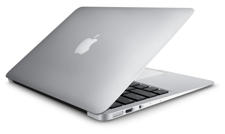 Apple MacBook Air Computer portatile 33,8 cm (13.3") HD Intel® Core™ i5 di quinta generazione 8 GB LPDDR3-SDRAM 128 GB Flash Wi-Fi 5 (802.11ac) Mac OS X 10.11 El Capitan Argento