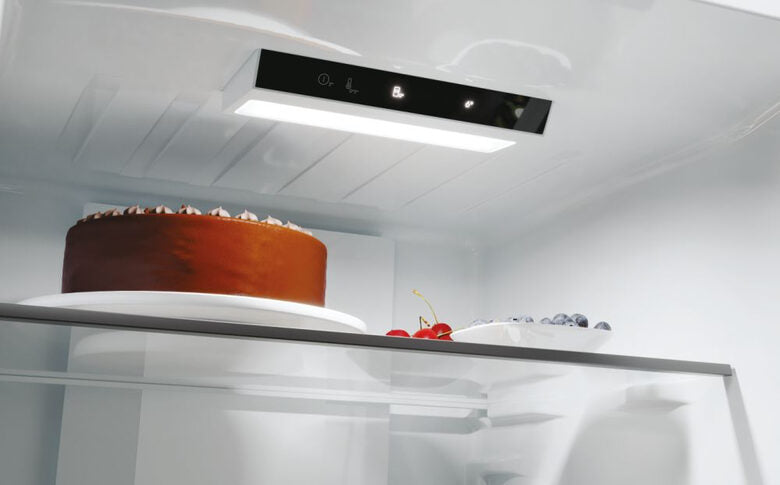 Candy CNCQ2T618EB Frigorifero Libera installazione 355 L E Nero