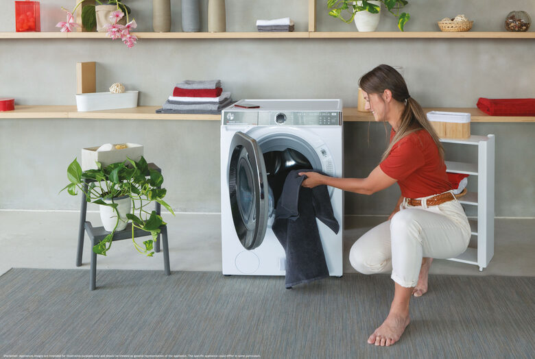 Hoover H5WPB610AMBC8-S H-WASH 550 Lavatrice A Libera Installazione 10 Kg, 1600 Giri, Power Care System, Auto Care, Steam Care Pro, Classe A, Bianco