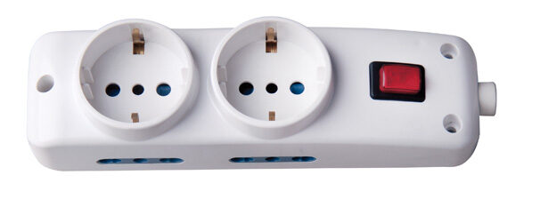 nuovaVideosuono 30/26 prolunghe e multiple 1,5 m 6 presa(e) AC Interno Bianco