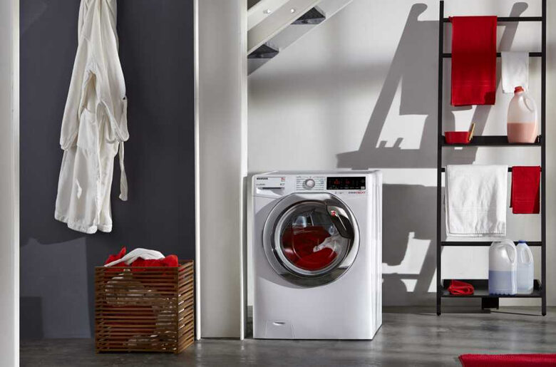 Hoover Dynamic Next DWOA 58AHC3-30 lavatrice Caricamento frontale 8 kg 1500 Giri/min Bianco