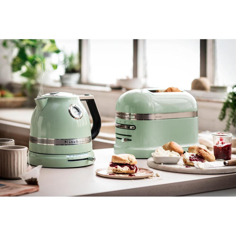 KitchenAid 5KEK1522EPT bollitore elettrico 1,5 L 2400 W Nero, Verde, Acciaio inox