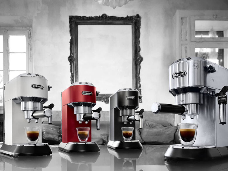De’Longhi Dedica Style EC 685.BK Manuale Macchina per espresso 1,1 L