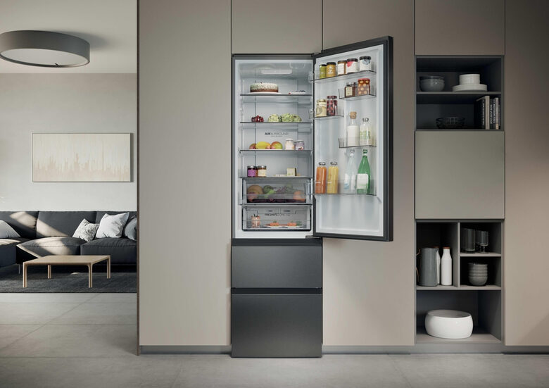 Haier 3D 60 Serie 3 HTR3620CNMG Libera installazione 414 L Argento