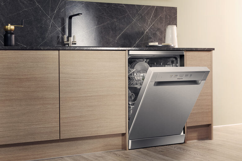 Hotpoint HFC 2B+26 X Libera installazione 14 coperti E