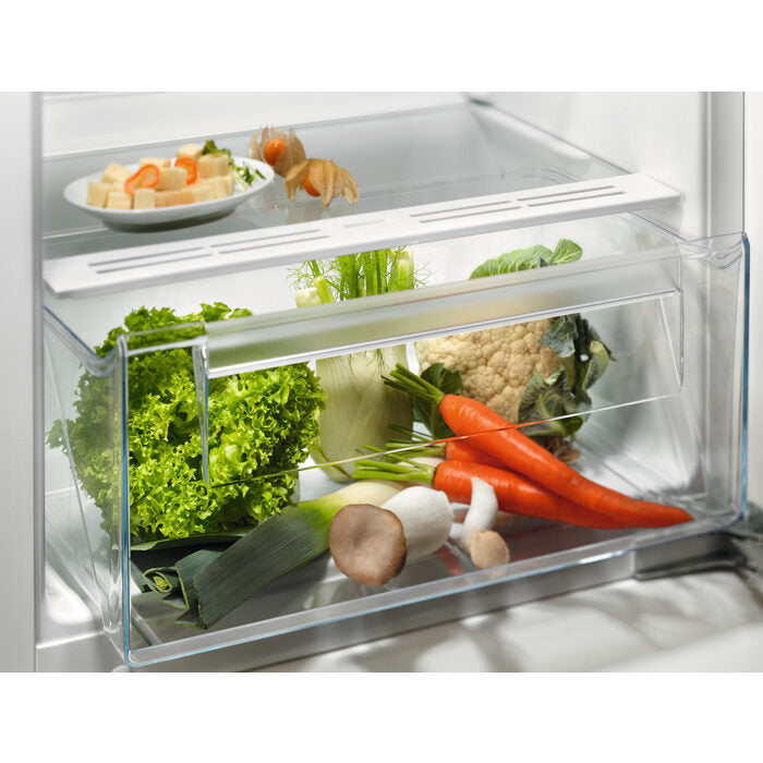 Electrolux LFB3AE12S frigorifero con congelatore Da incasso monoporta 188 L E Bianco
