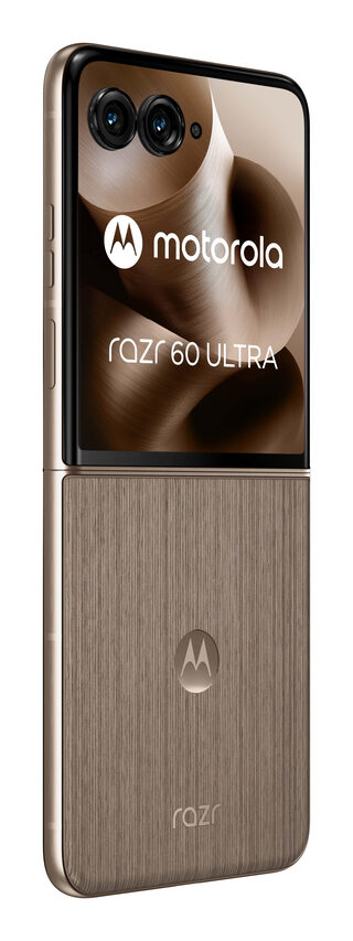Motorola razr 60 Ultra con Moto AI (16/512GB, 50+50MP, selfie 50MP, display esterno 4.0" interno 7" pOLED 165Hz, Qualcomm Snapdragon 8 Elite, 4700mAh, 5G, Dual SIM, Android 15) PANTONE Mount