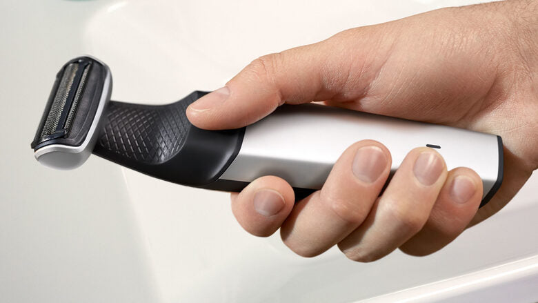 Philips BODYGROOM Series 5000 Rasoio delicato Bodygroom utilizzabile sotto la doccia