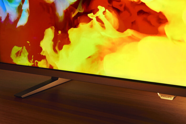 Philips 6700 series Smart TV LED UHD 4K ultra sottile 43PUS6703/12