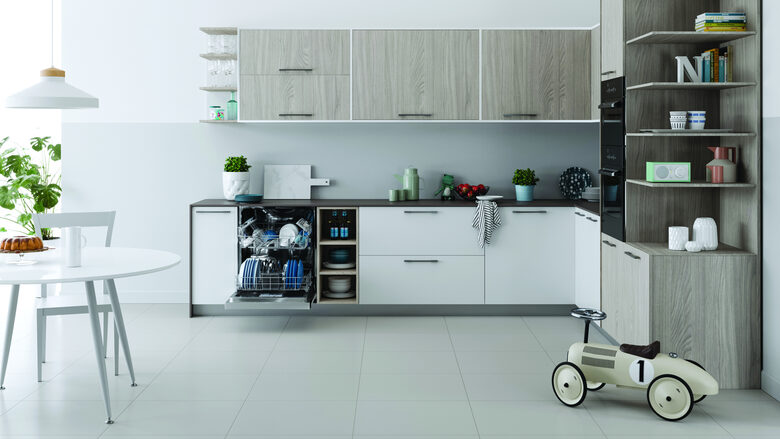 Indesit I3B L634 B Lavastoviglie a Incasso Scomparsa Parziale 14 coperti D