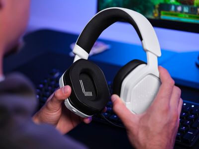 Trust GXT 493W Carus Auricolare Con cavo e senza cavo A Padiglione, Casco Gaming USB Type-C / USB Type-A Bluetooth Bianco